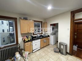 featured image of 121 Calumet St #2