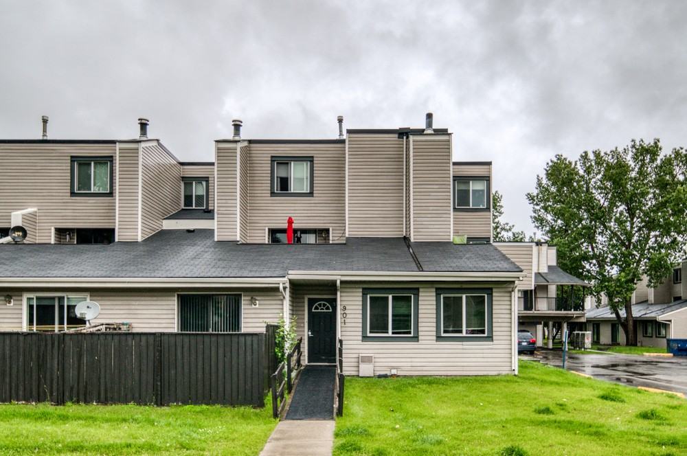 Russet Court - Photo 4 of 18