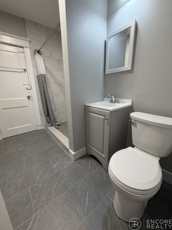 376 Riverway #10 - Photo 7 of 14