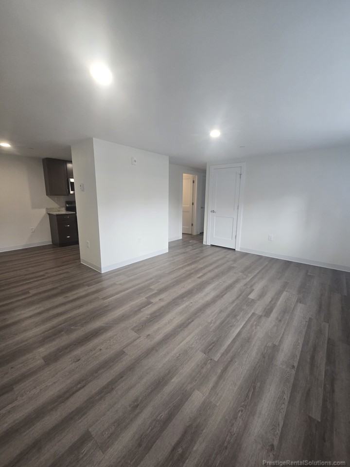 Washington St #15 - Photo 4 of 26