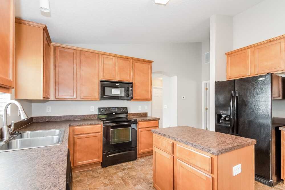 2120 Sotterley Ln - Photo 6 of 14