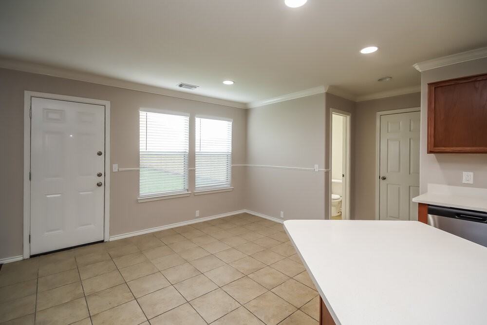 2018 Greensford Ct - Photo 5 of 17