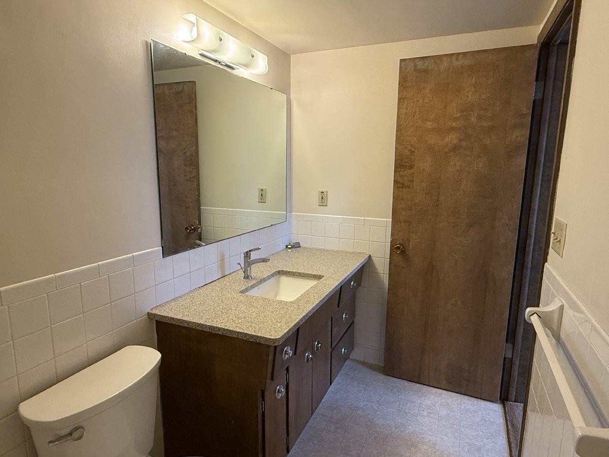 501 7th St S #604 - Photo 5 of 16