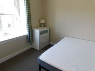 400-404 Stewart Ave - Photo 3 of 18