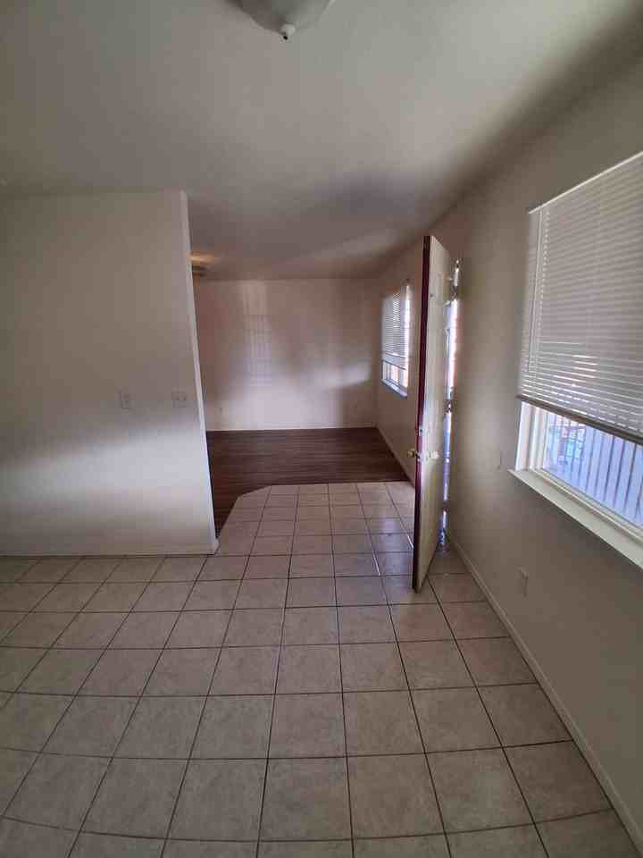 1956 Darrah Street - Photo 4 of 16