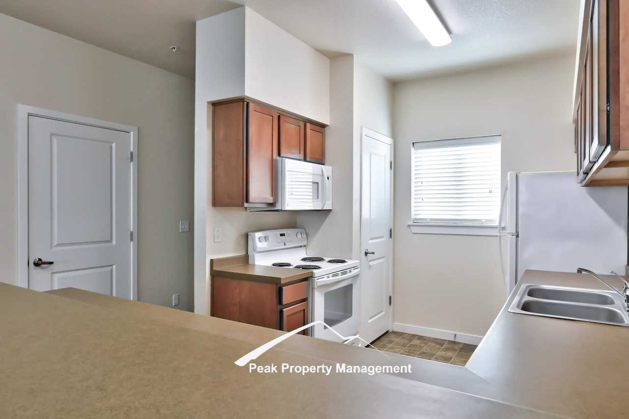 Ethridge Townhomes - Photo 6 of 27