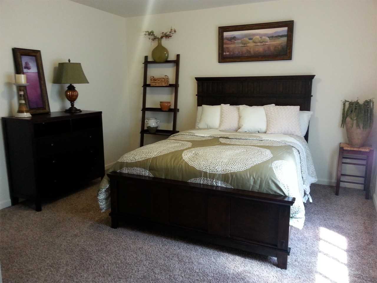 Sage Apartments (2) - Photo 5 of 10