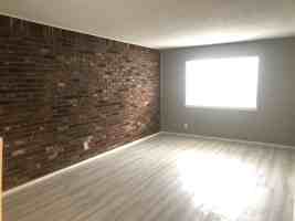 featured image of 1201 S Rockford Ave