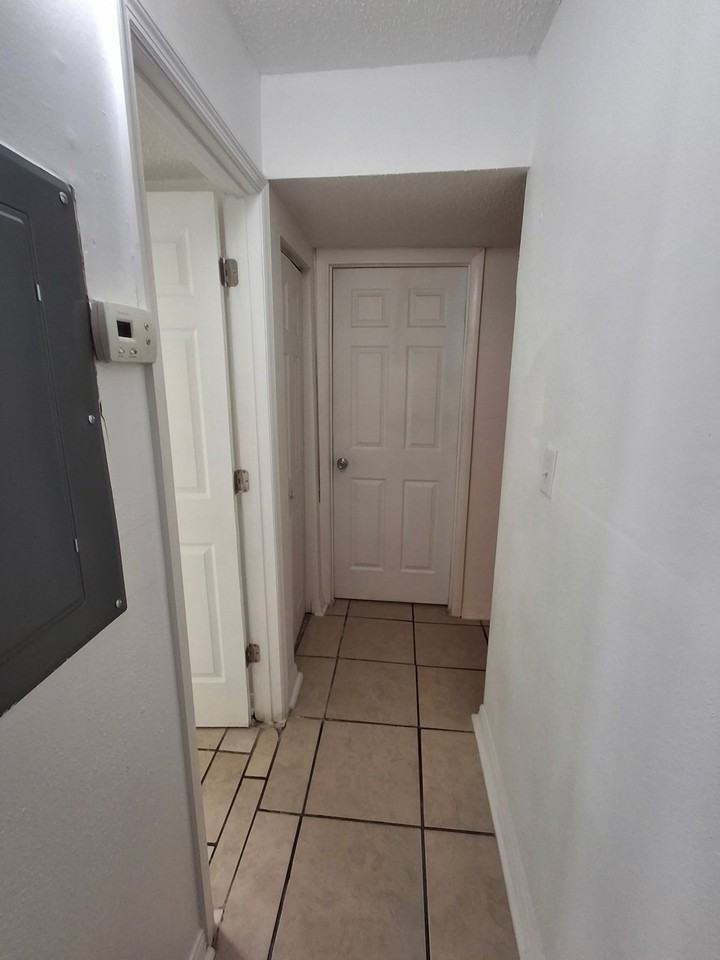 1501 Doby Circle - Photo 3 of 28