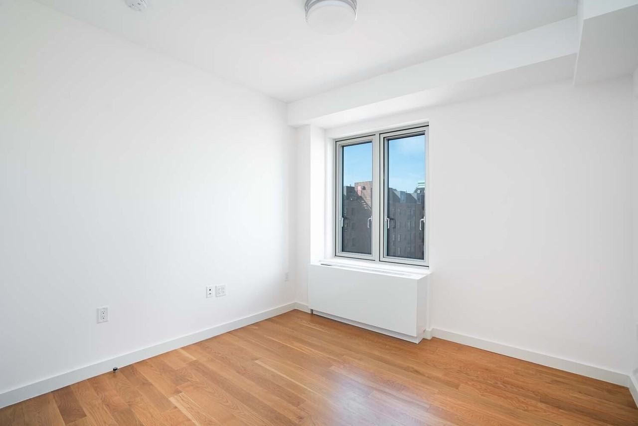 Vernon Tower - Photo 7 of 21