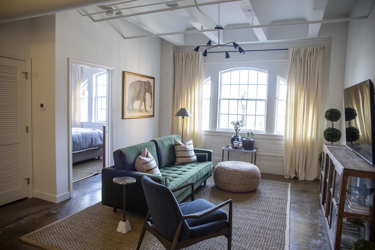 305 6th Street - Photo 2 of 49