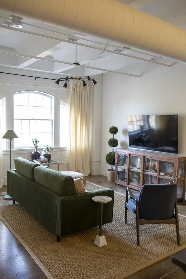 305 6th Street - Photo 4 of 49