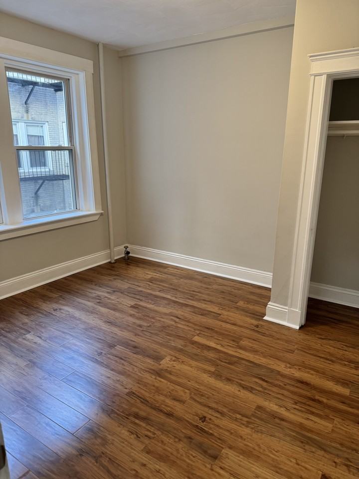 1192 Commonwealth Ave #8