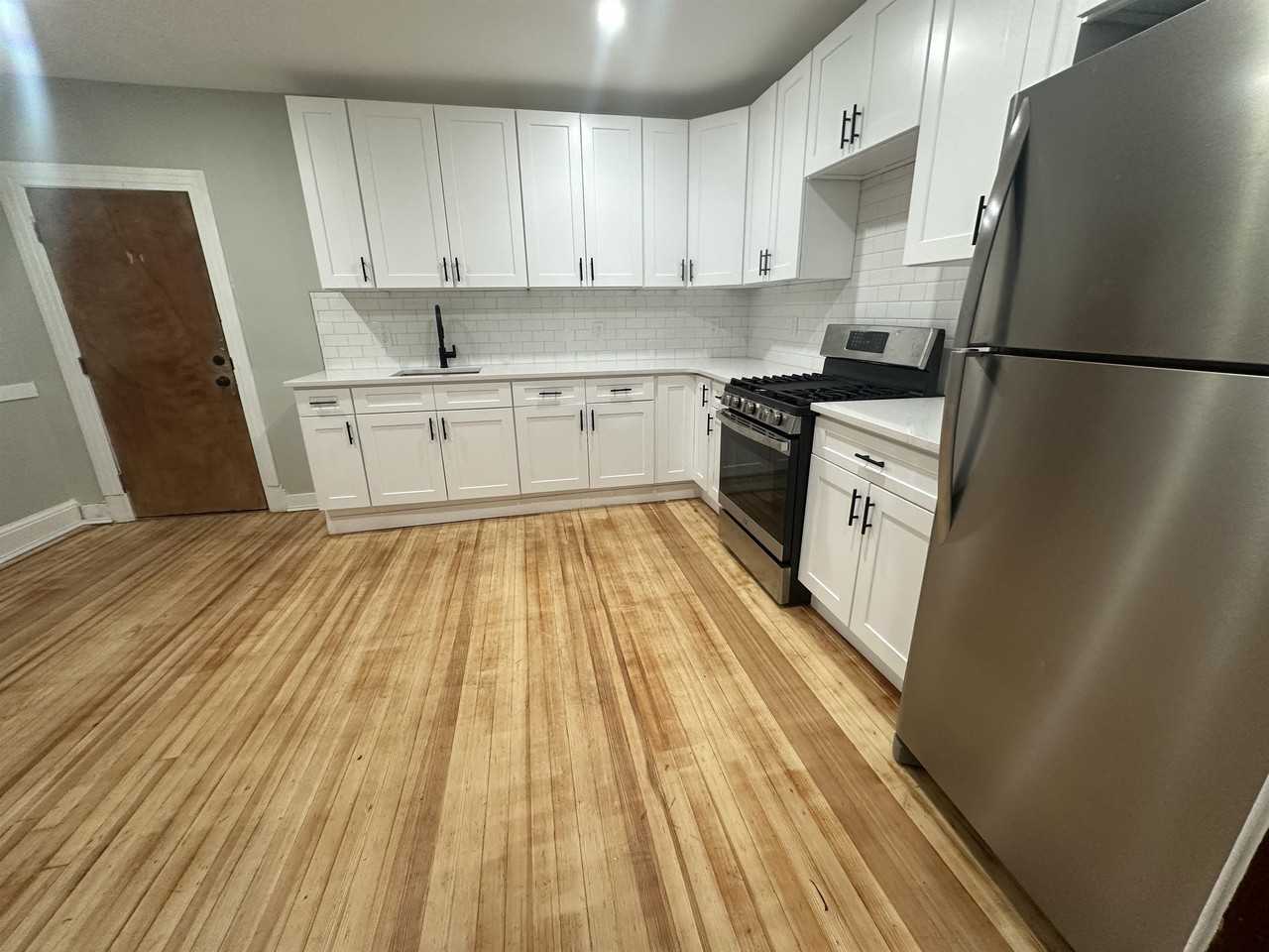 223-229 West Main St - Photo 3 of 20