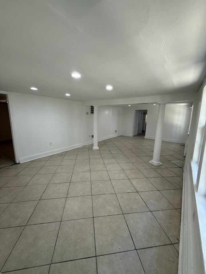 7800 St Charles Ave. - Photo 6 of 8