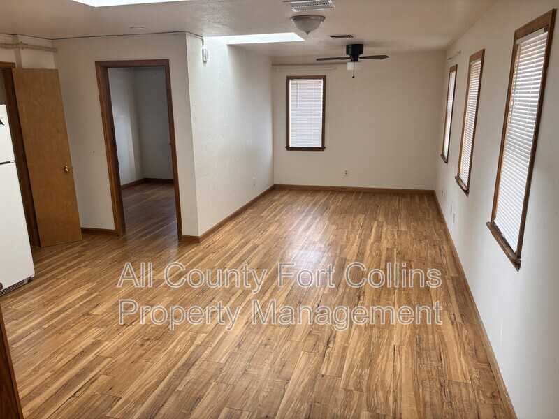 348 N Jefferson Ave #202 - Photo 4 of 4