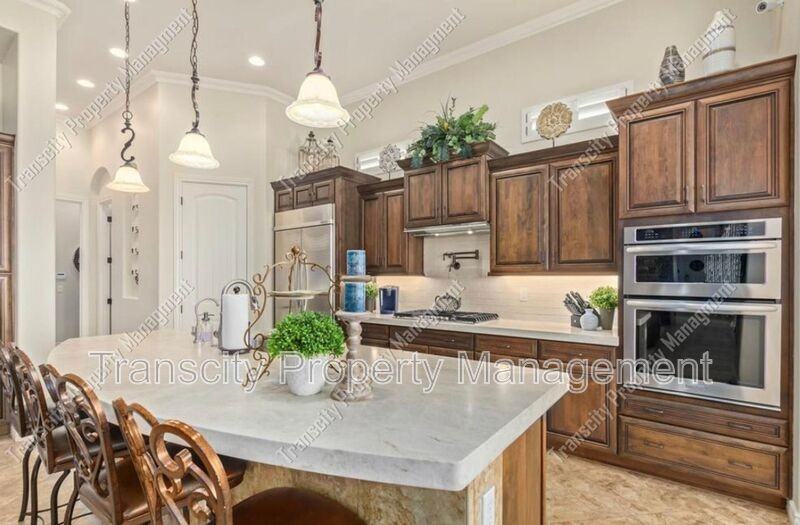 8510 E Leland St - Photo 6 of 24