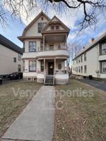 featured image of 1075 Park Ave #2