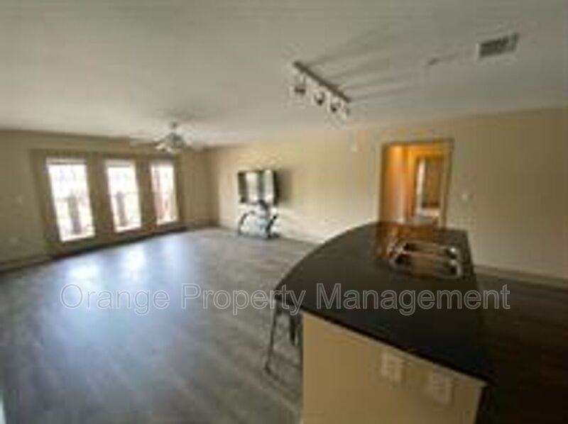 1621 Muscovy Way - Photo 4 of 26