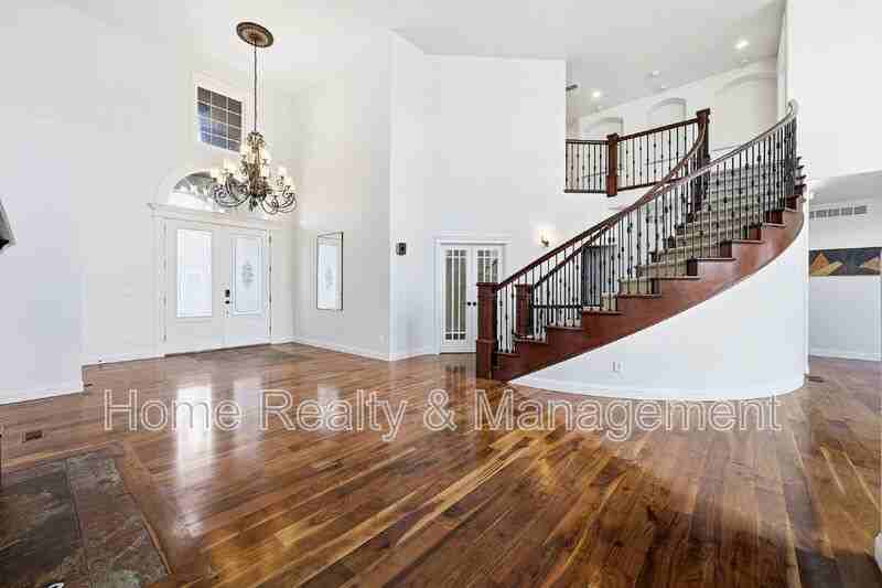 14325 Santa Fe St - Photo 3 of 50