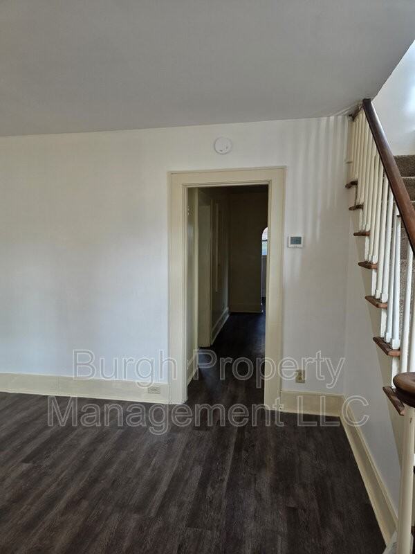 1411 Bellaire Pl - Photo 4 of 15