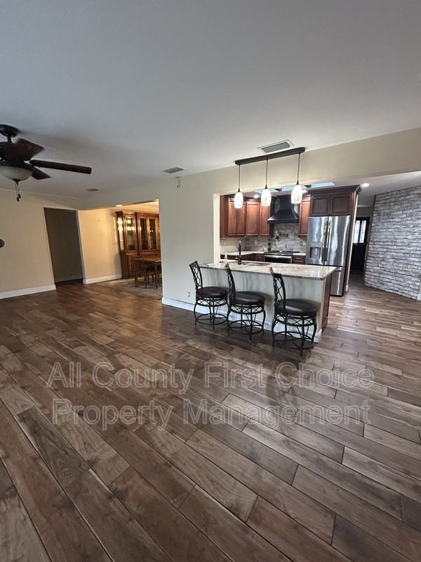 8303 Monarch Cir - Photo 4 of 23