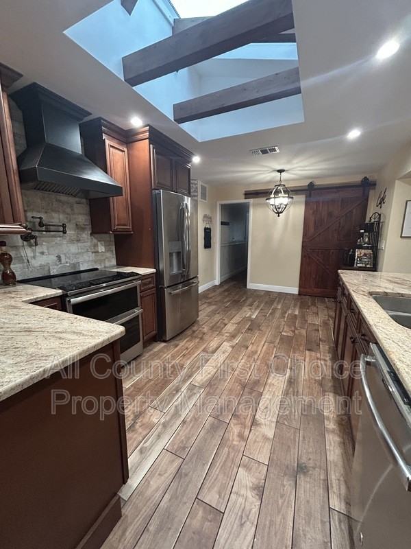 8303 Monarch Cir - Photo 6 of 23