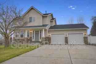 7665 N Courcelles Pkwy - Photo 1 of 1