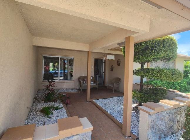 616 White Water Drive - Photo 3 of 7