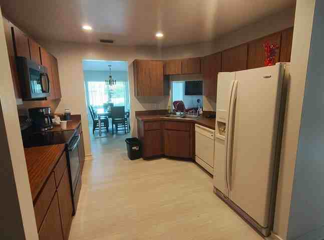 616 White Water Drive - Photo 4 of 7