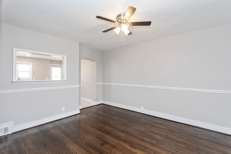 7704 Gough St - Photo 6 of 25