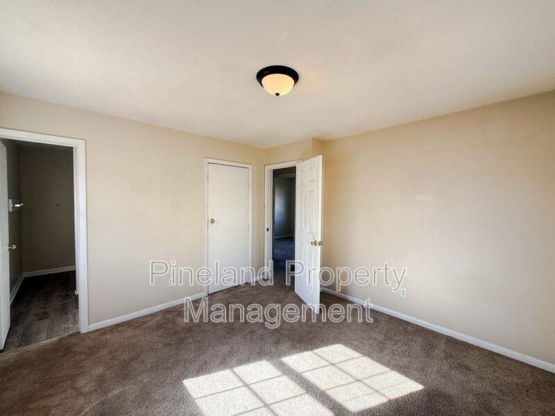 3893 Cumberland Rd - Photo 6 of 14