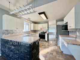 featured image of 307 Phipps Cres #A