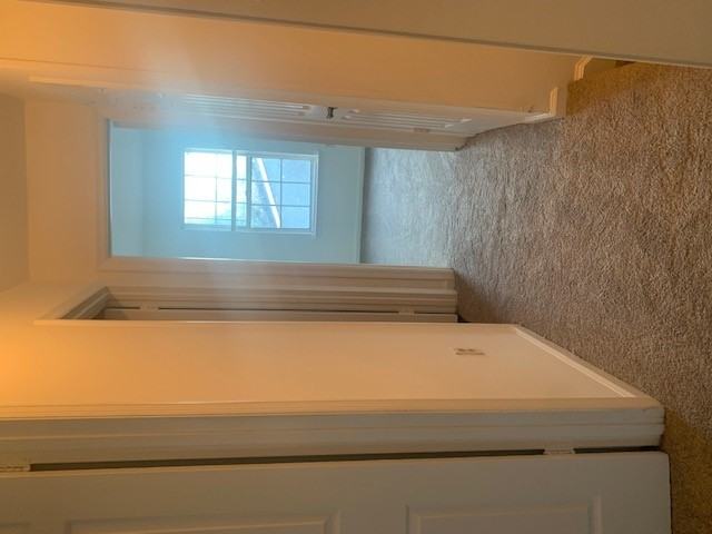 484 Lafayette Dr - Photo 7 of 17