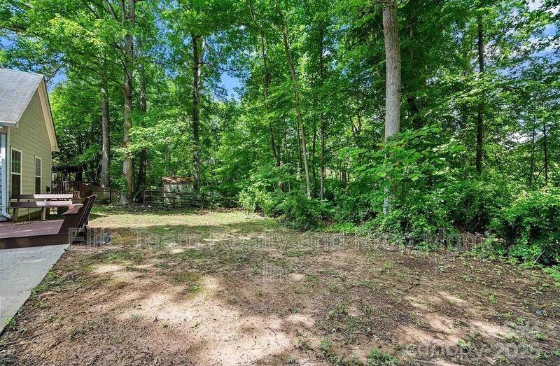 8413 Belstead Brook Ct - Photo 3 of 13