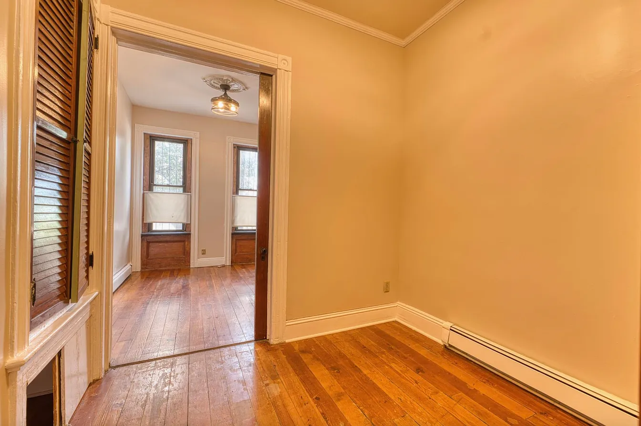 167 Christopher Columbus Dr #1L - Photo 4 of 14