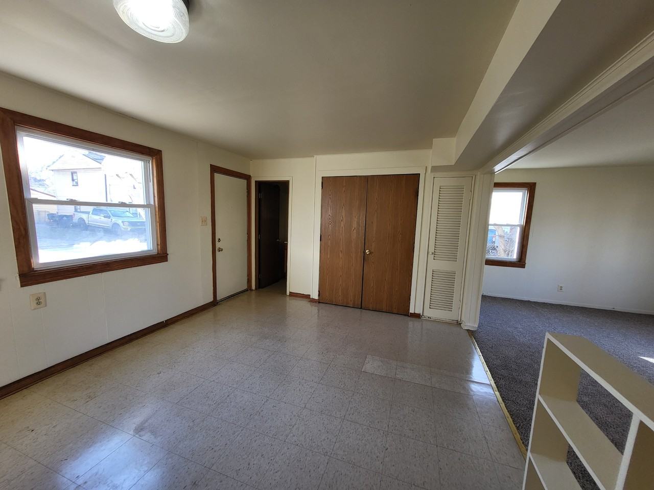 2210 Delton Ct - Photo 6 of 13