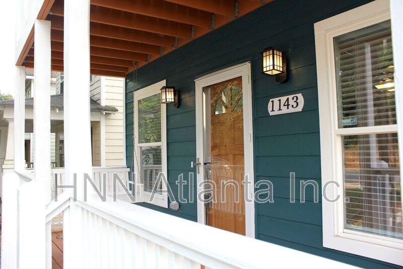 1143 Smith St Sw - Photo 2 of 16