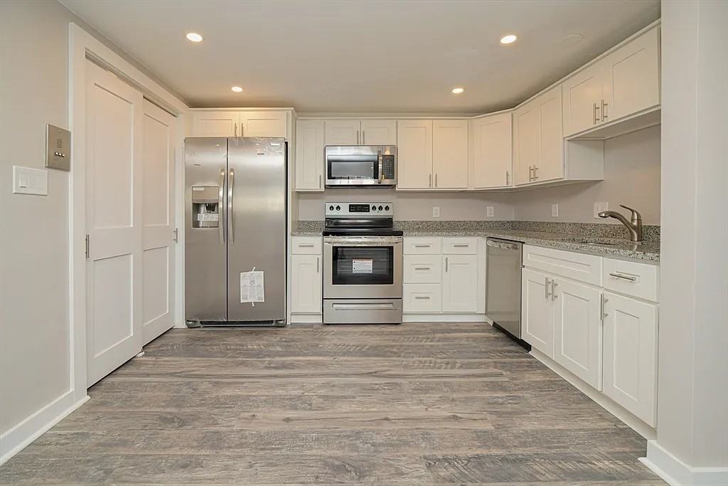 592 American Legion Hwy #2 - Photo 6 of 20