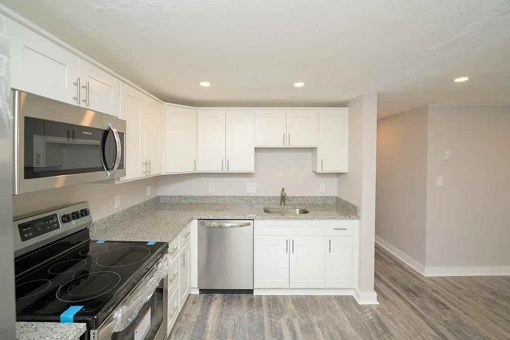 592 American Legion Hwy #2 - Photo 7 of 20