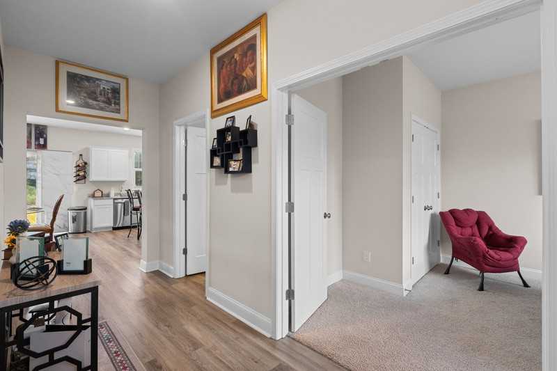 152 Savannah Wood Rd - Photo 2 of 36