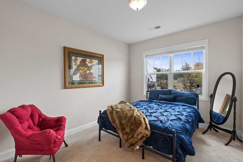 152 Savannah Wood Rd - Photo 3 of 36