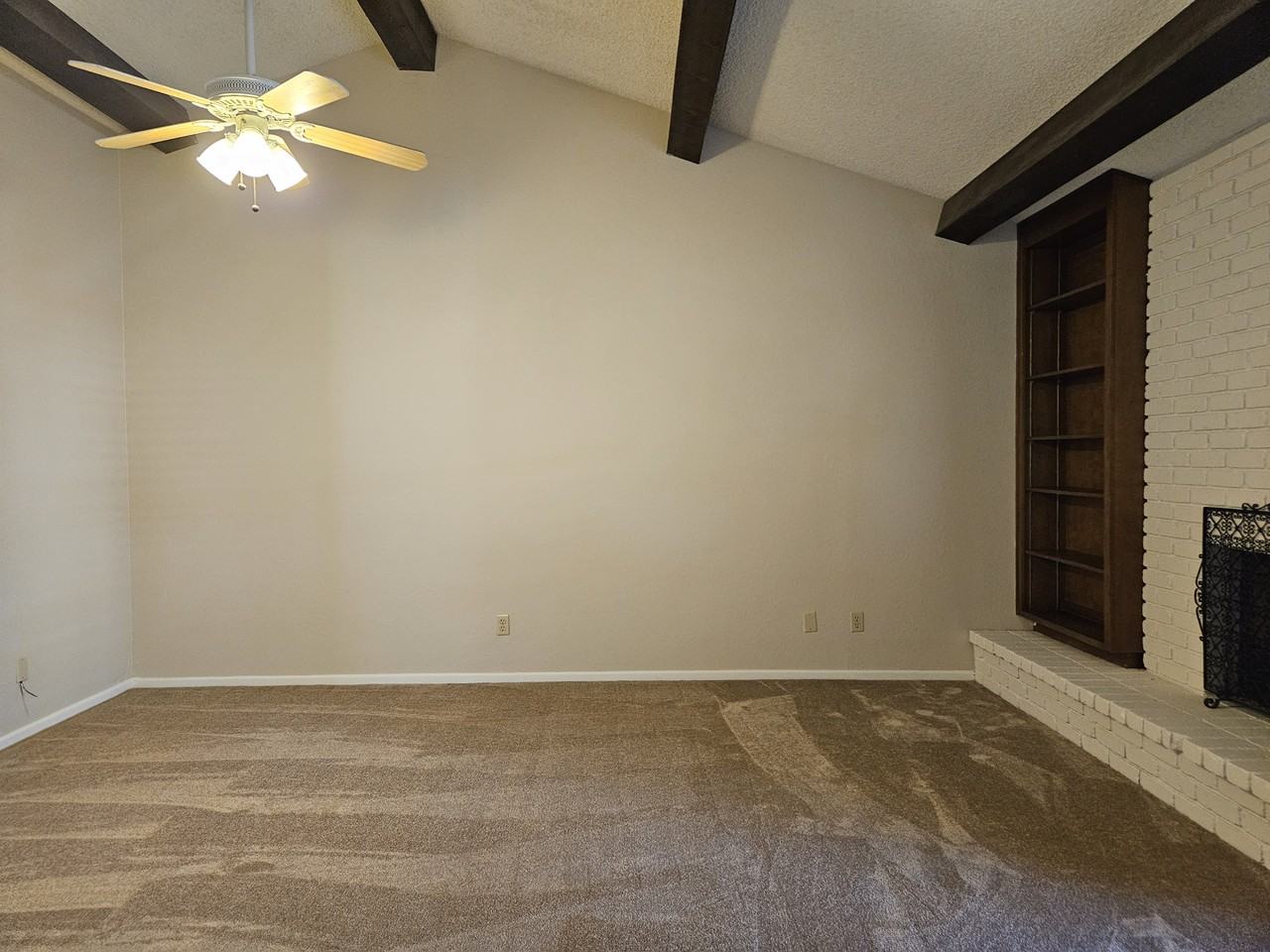 1824 E Inca Cir - Photo 6 of 16