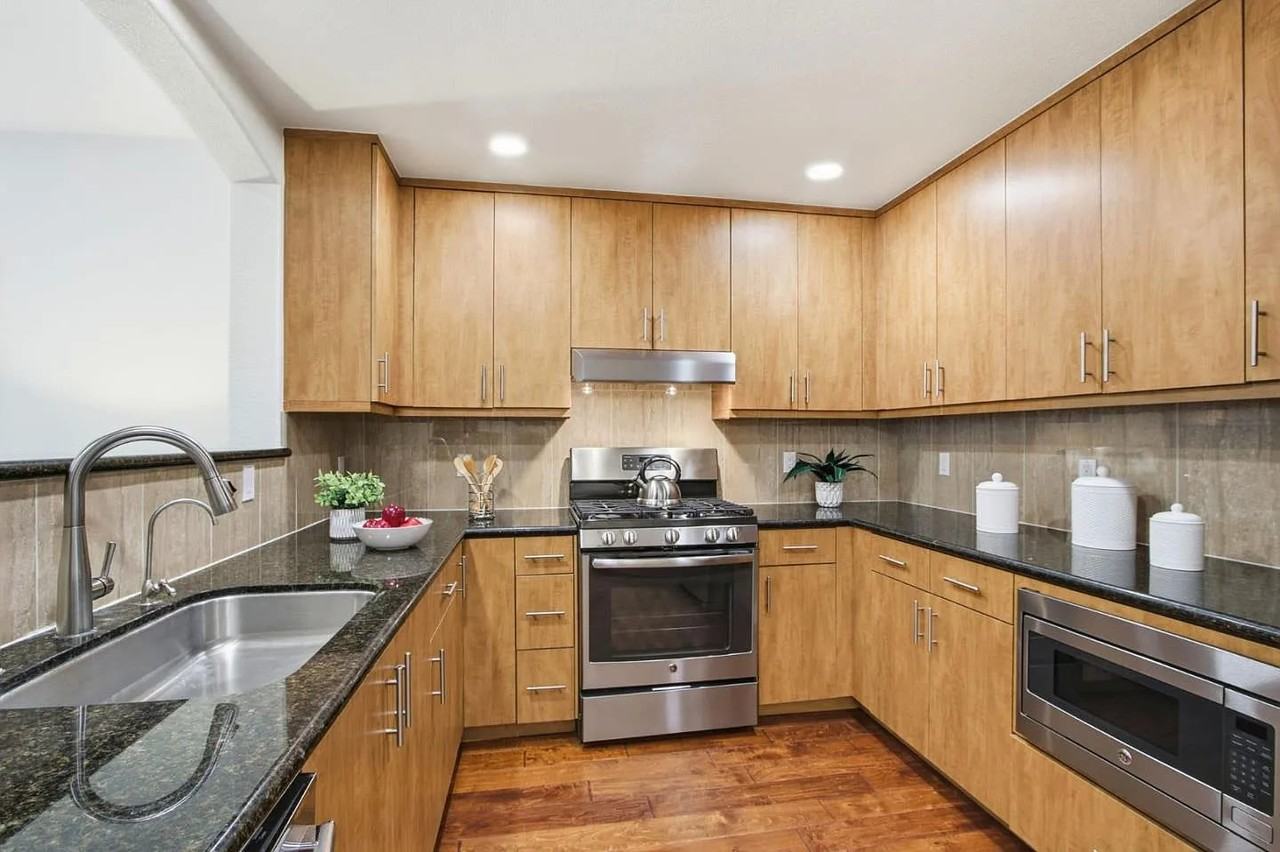 2585 El Camino Real #313 - Photo 5 of 15