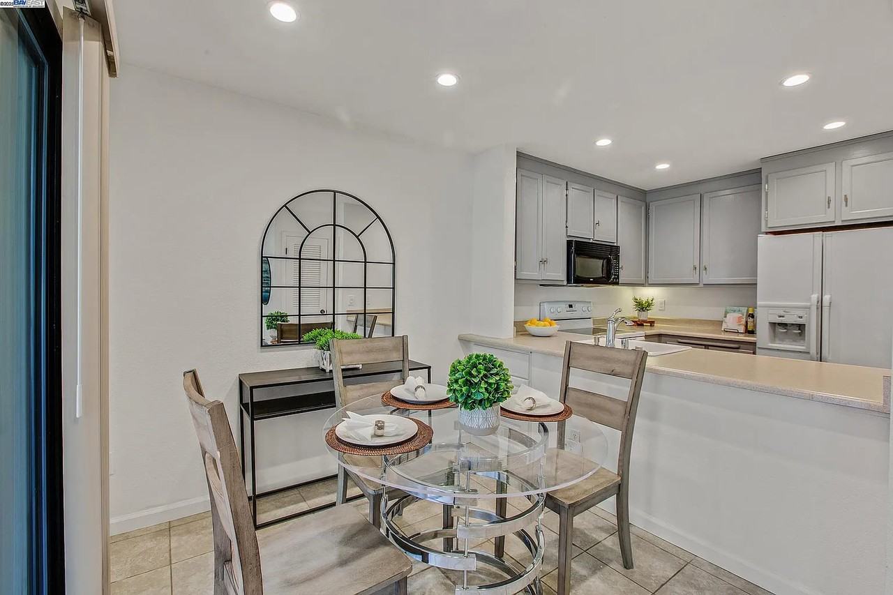 901 Russell Ave #141 - Photo 6 of 15