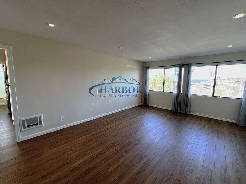 1166 W 22nd St #4 - Photo 2 of 18