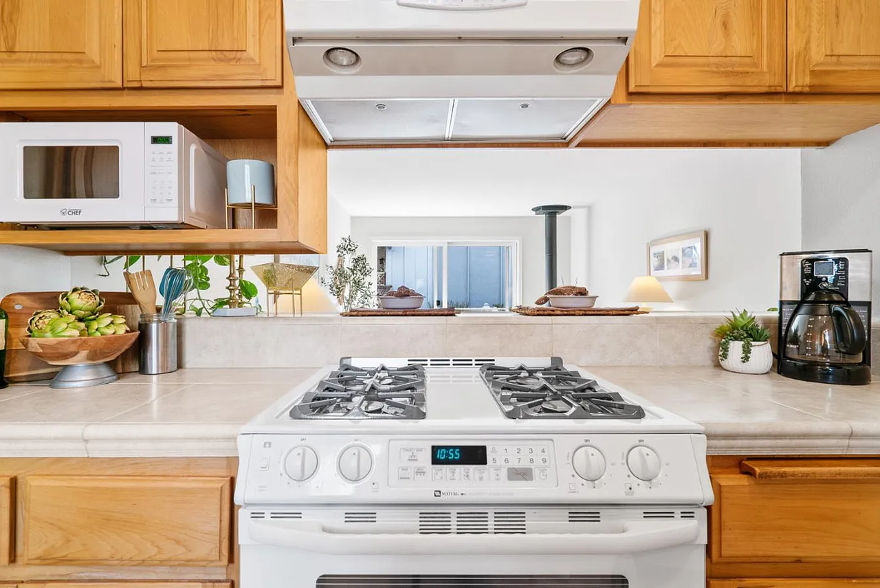 1863 Halterman Ave #A2 - Photo 3 of 10