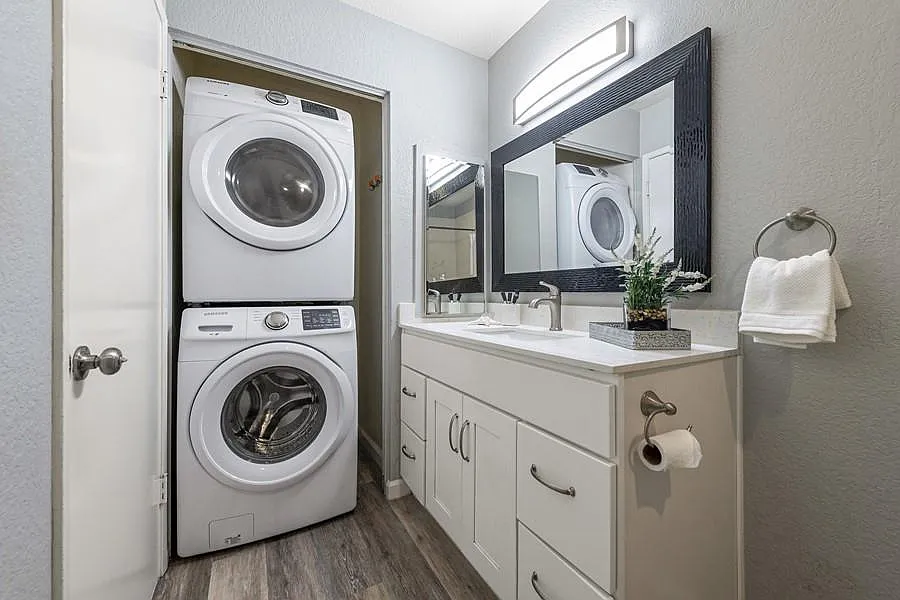 2463 Jubilee Ln - Photo 5 of 7