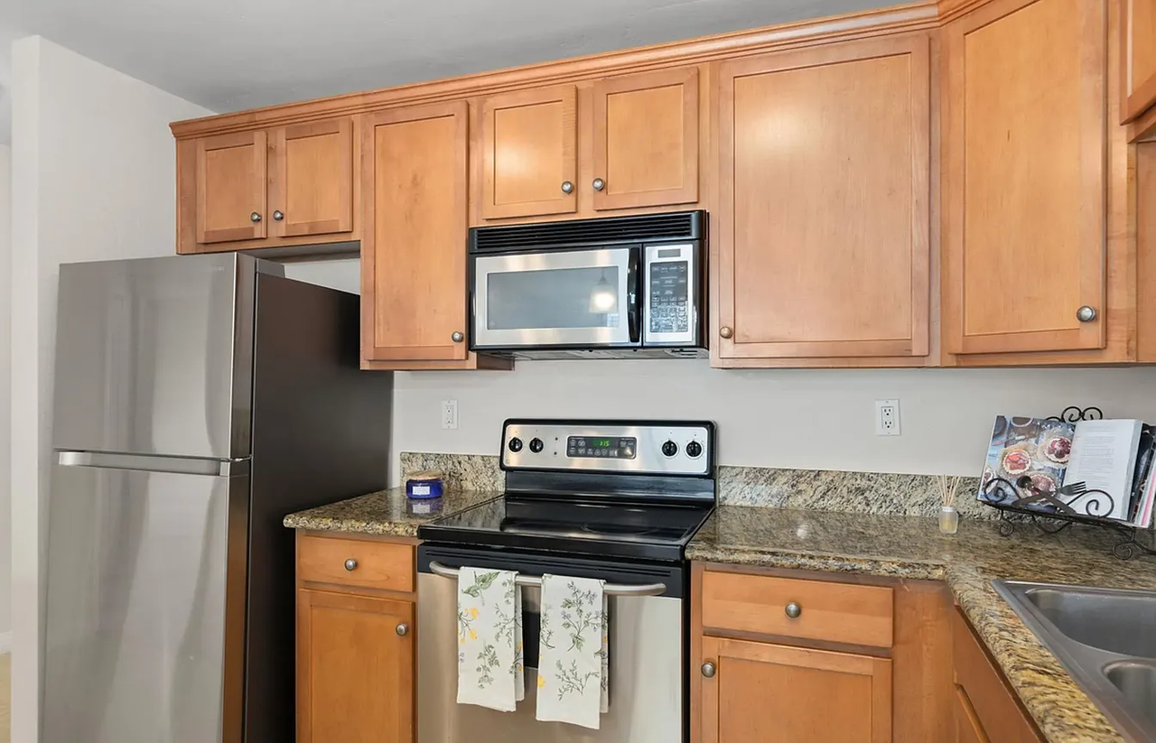 4501 Collwood Blvd #8 - Photo 6 of 10