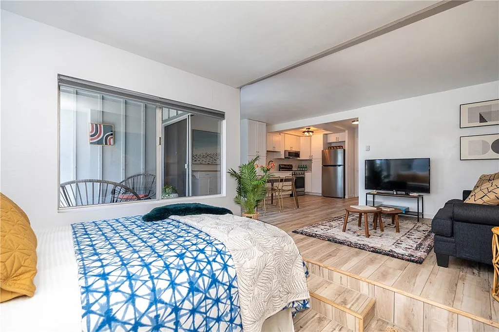 17072 Pacific Coast Hwy #92 - Photo 3 of 10